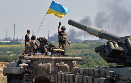 Росія швидко просувається на Донбасі, пробиваючи "тріщини" в обороні ЗСУ, - NYT